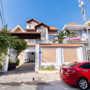 Biệt Thự – Nghỉ Dưỡng Sang Trọng Tại 11E Lạc Long Quân, Cách Biển Bãi Sau 800m