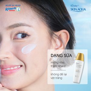 Sữa Chống Nắng Dưỡng Trắng Da Dầu Sunplay Skin Aqua Clear White SPF 50+ PA++++ 55g